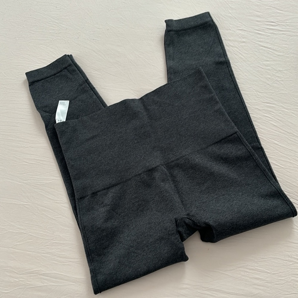 SPANX Leggings - Picture 3 of 5